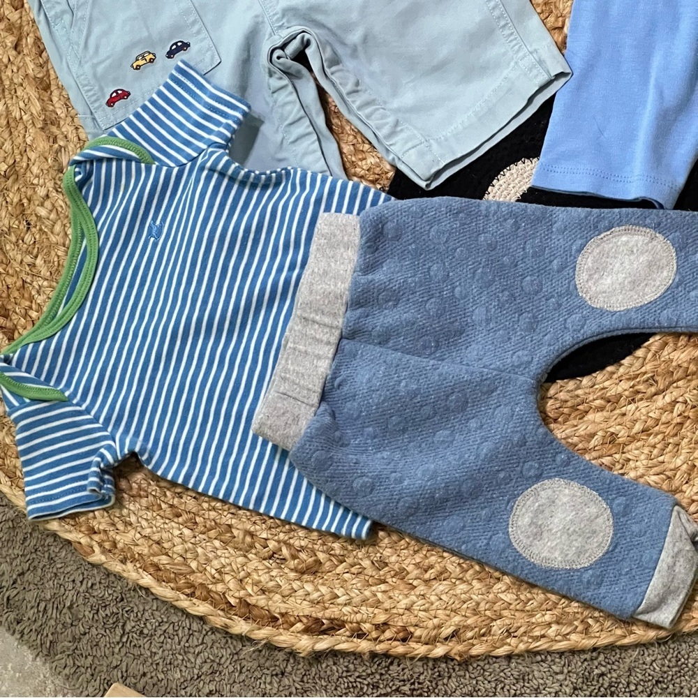 Vintage 90s baby boy clothing bundle 100% cotton 0-3 months set, bibs, & onesies - Picture 4 of 15